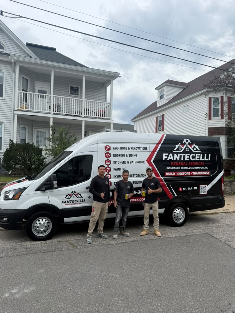 Thiago Fantecelli and the Fantecelli crew with their work van
